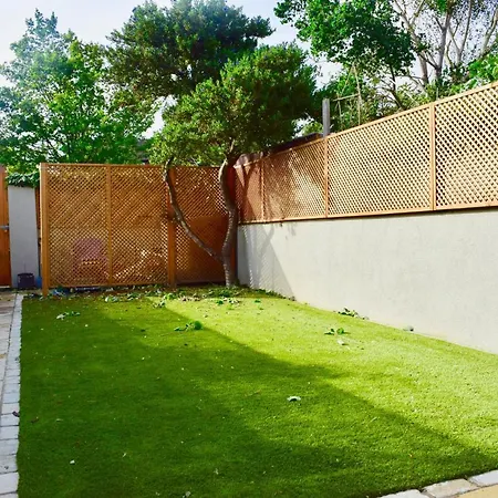 Appartement Bright 2 Bedroom House With Large Garden *