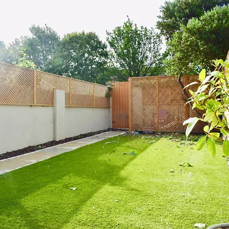 דירה Bright 2 Bedroom House With Large Garden דבלין